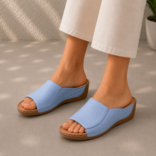 Lade das Bild in den Galerie-Viewer, VivaStep Sandalen - Anatomisch entlastende & rutschfeste Sandalen | Ergonomisches Design