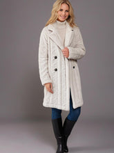 Load image into Gallery viewer, AlpineCozy - hochwertiger Kuschelmantel für den Winter