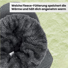 Lade das Bild in den Galerie-Viewer, Fjordwarm Wintermütze mit Ohrenschutz im skandinavischen Design | Unisex-Einheitsgröße