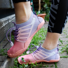 Load image into Gallery viewer, RunnerFit - ergonomischer, wasserdichter &amp; rutschfester Barfußschuh
